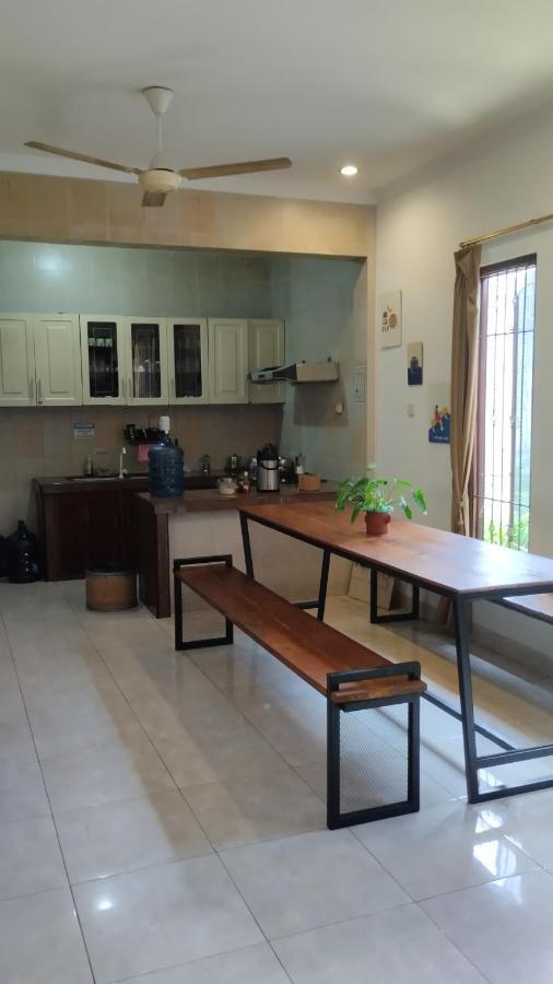 Gorga Hostel Yogyakarta Bagian luar foto