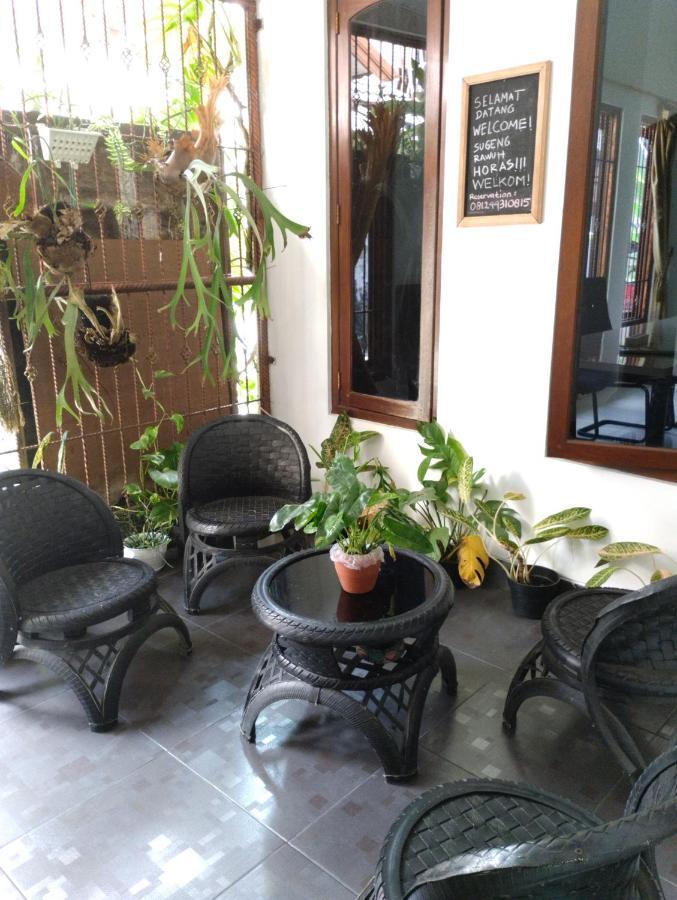 Gorga Hostel Yogyakarta Bagian luar foto