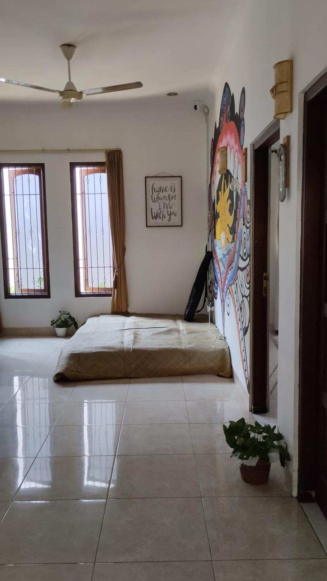 Gorga Hostel Yogyakarta Bagian luar foto